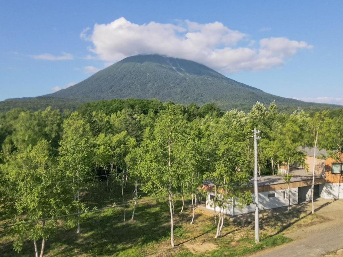Coboushi オモヤ Guest House Niseko Exterior foto